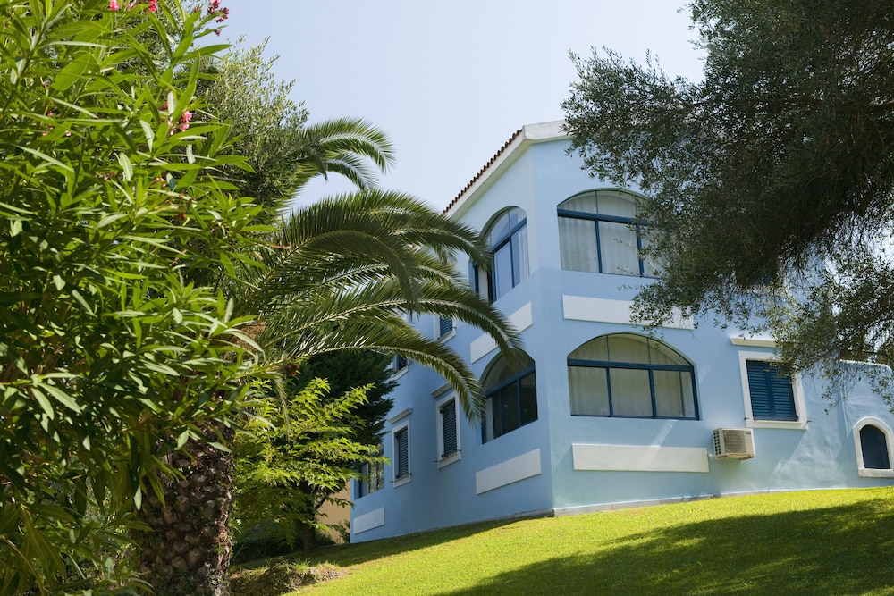 Govino Bay 44/50