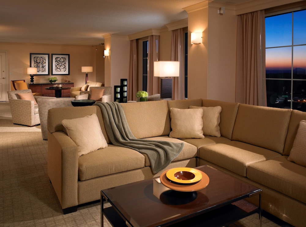 Grand Hyatt Atlanta In Buckhead 30/50