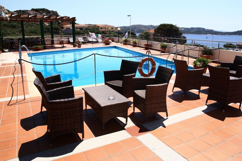 Miralonga Hotel 28/50