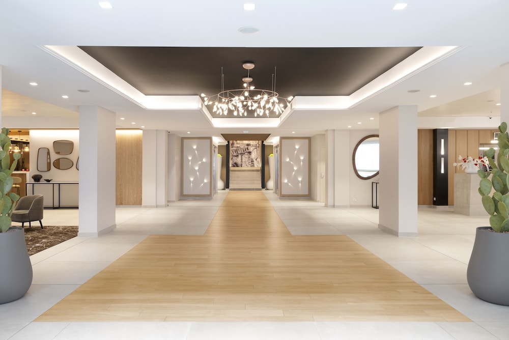 Hotel Eliseo 8/50