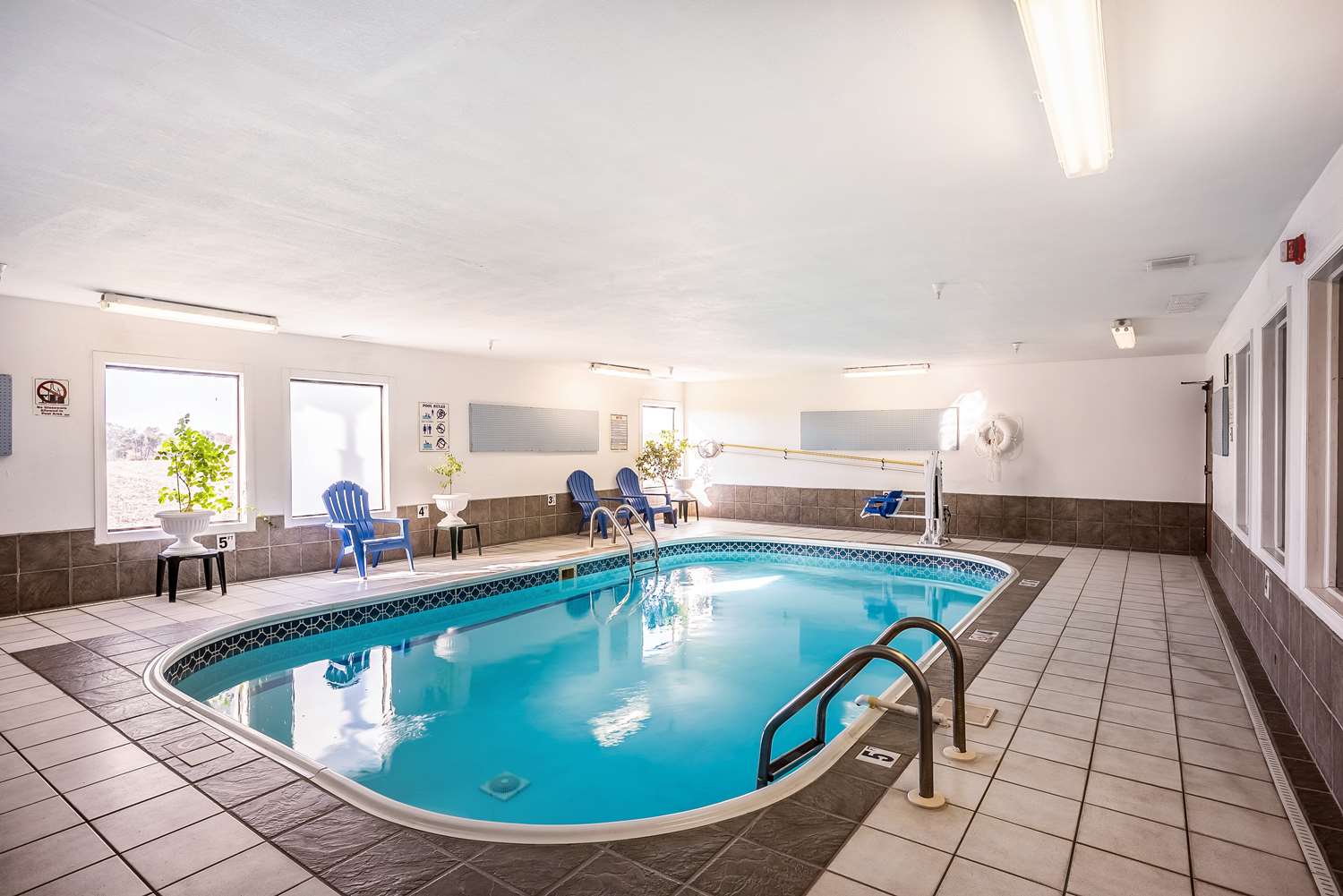 Super 8 by Wyndham Galesburg 4/14