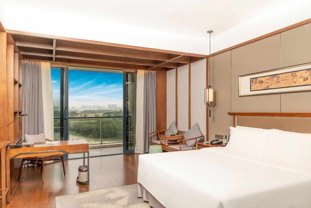 Grand Skylight International Pingshan 12/34
