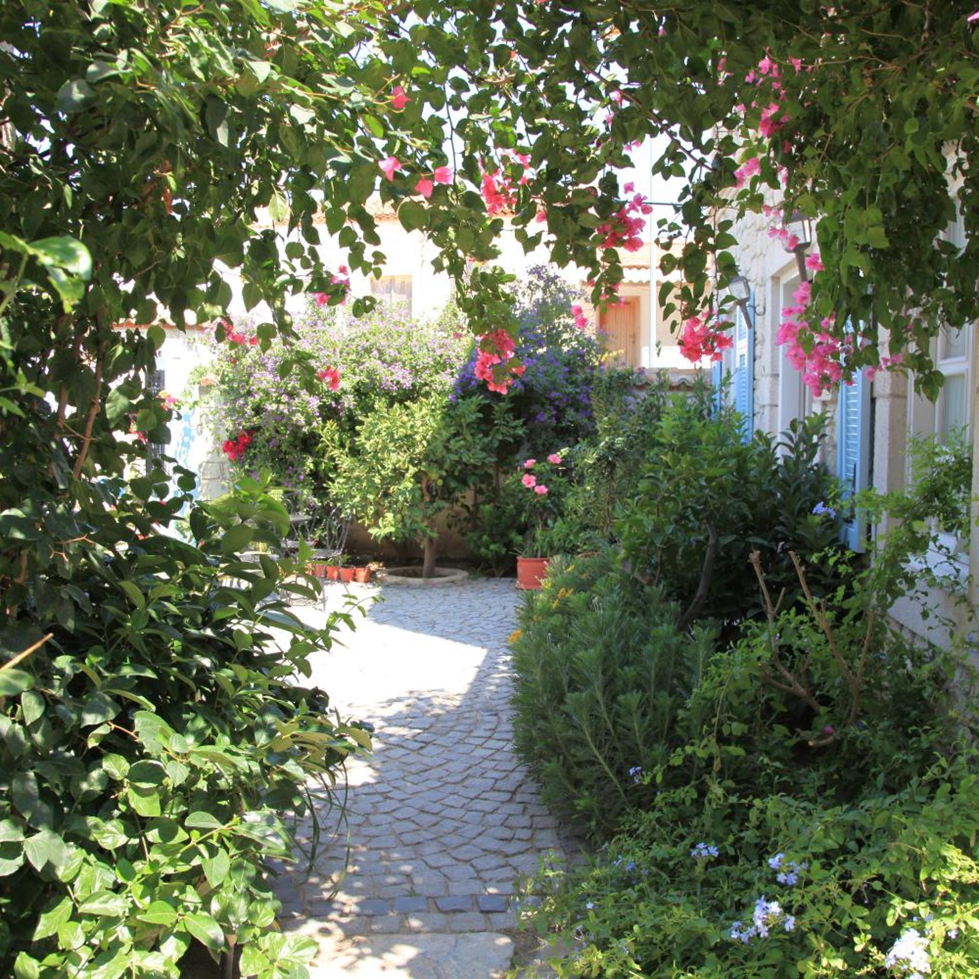 Icirliev Alacati 47/56