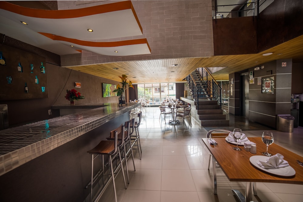 HOTEL GOLDEN PALERMO 33/50