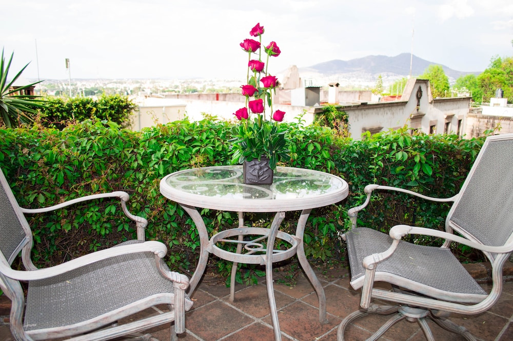 Casa de La Loma Hotel 65/67