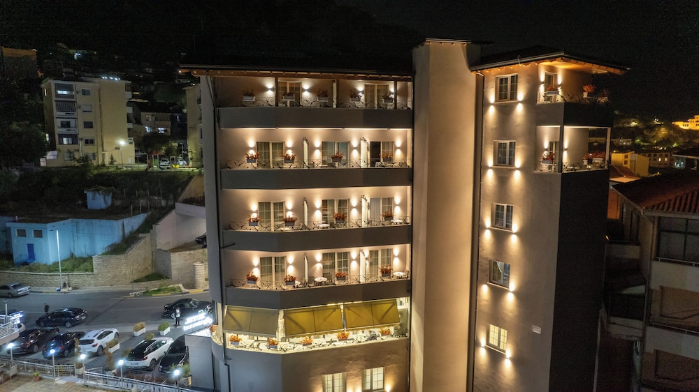 Hotel Dior