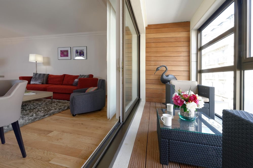 Residence Alma Marceau 48/56