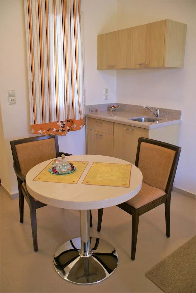 Your Memories Hotel Apartments 33/46