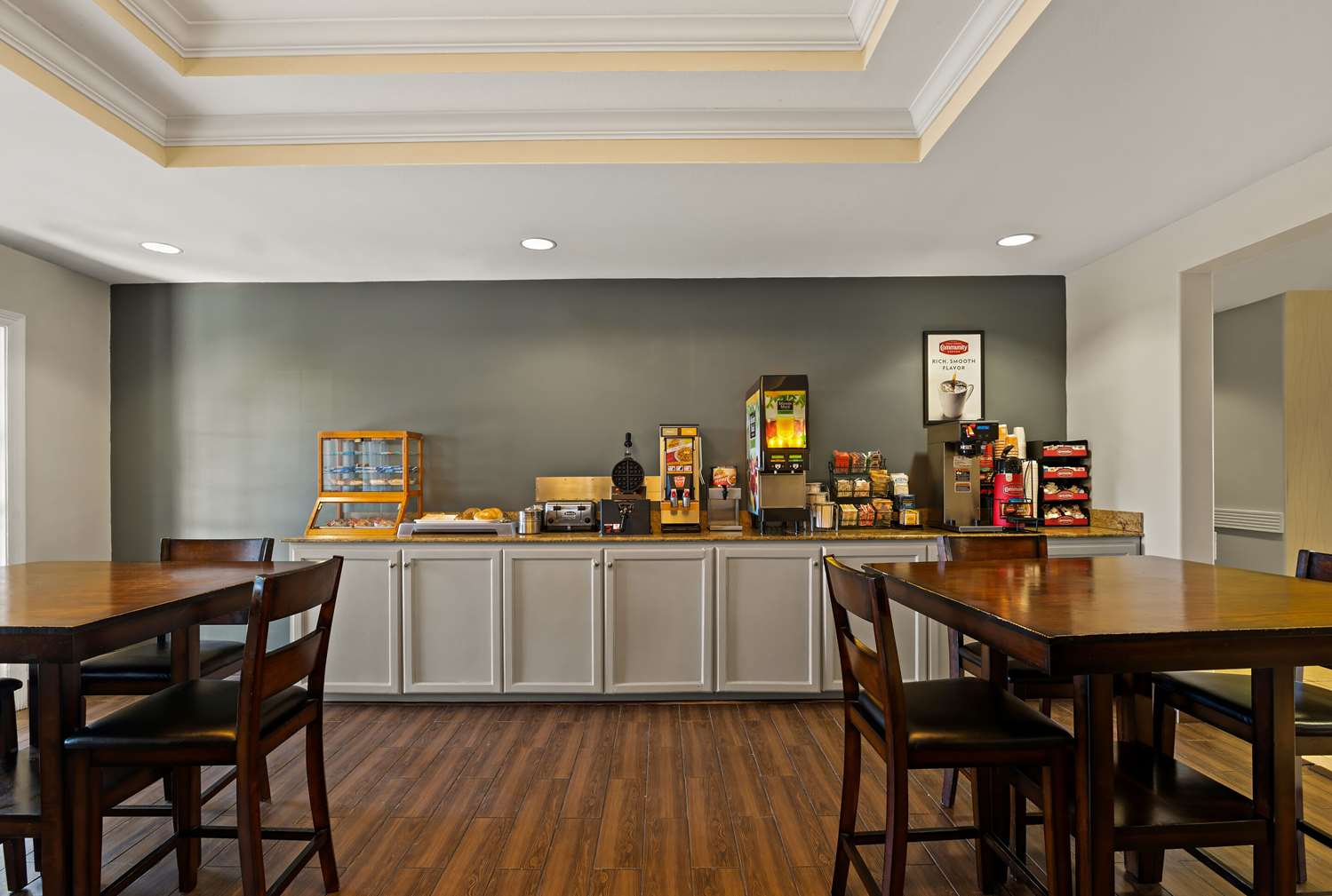MainStay Suites Houma LA 10/17