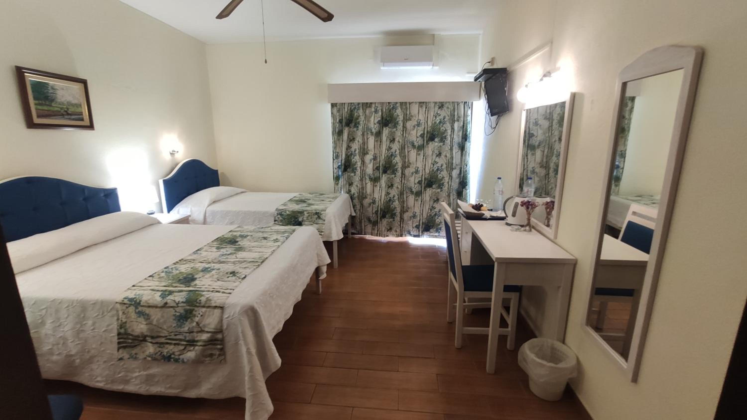 Room, Triple, Sea or River View, Balcony