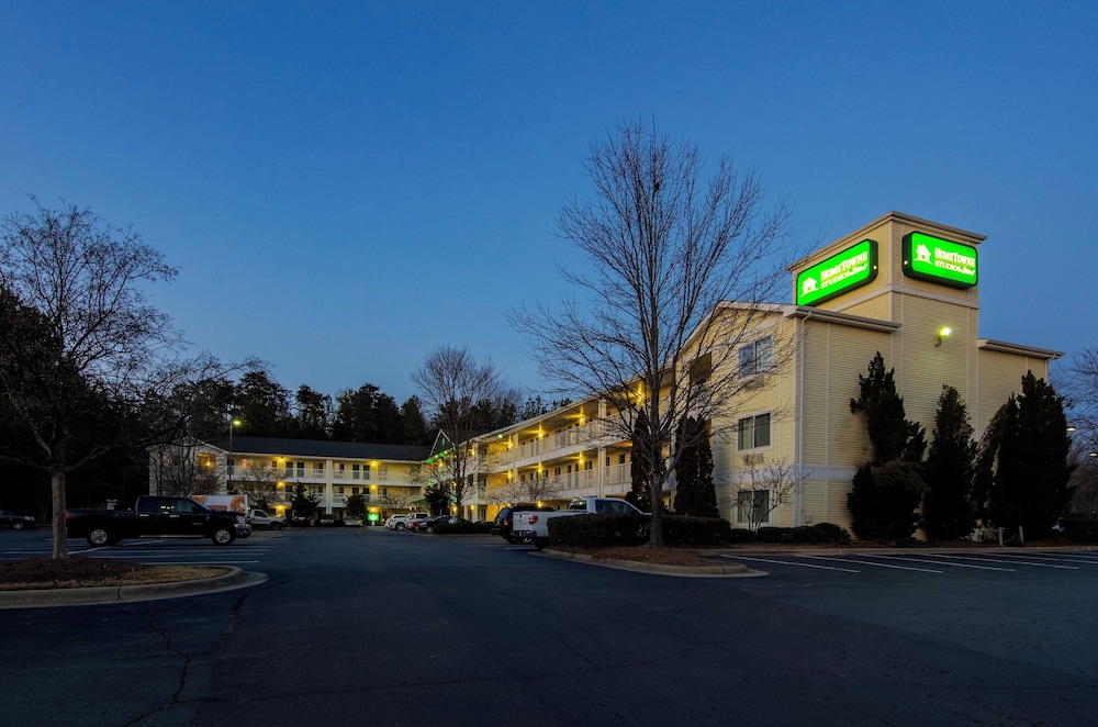 Suburban Studios Winston Salem-University Parkway 28/30