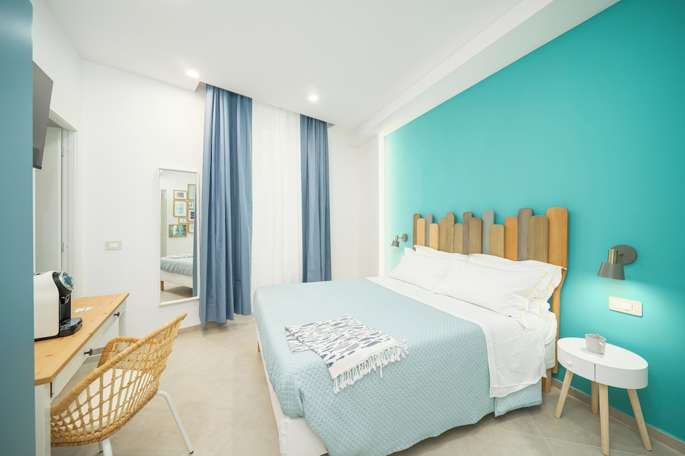 6thLand Rent Rooms La Spezia 10/50