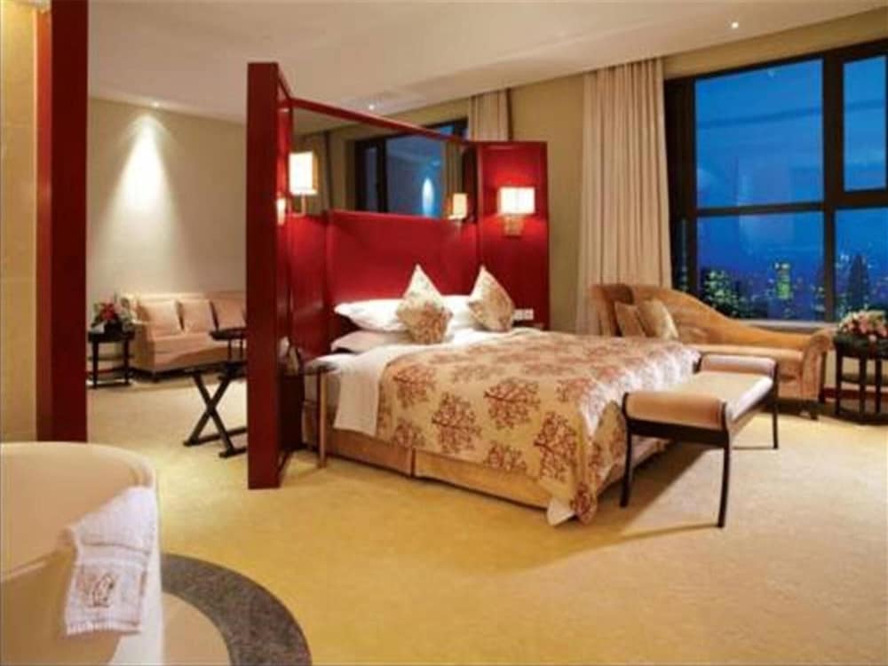 Yuloon Hotel Shanghai 15/35