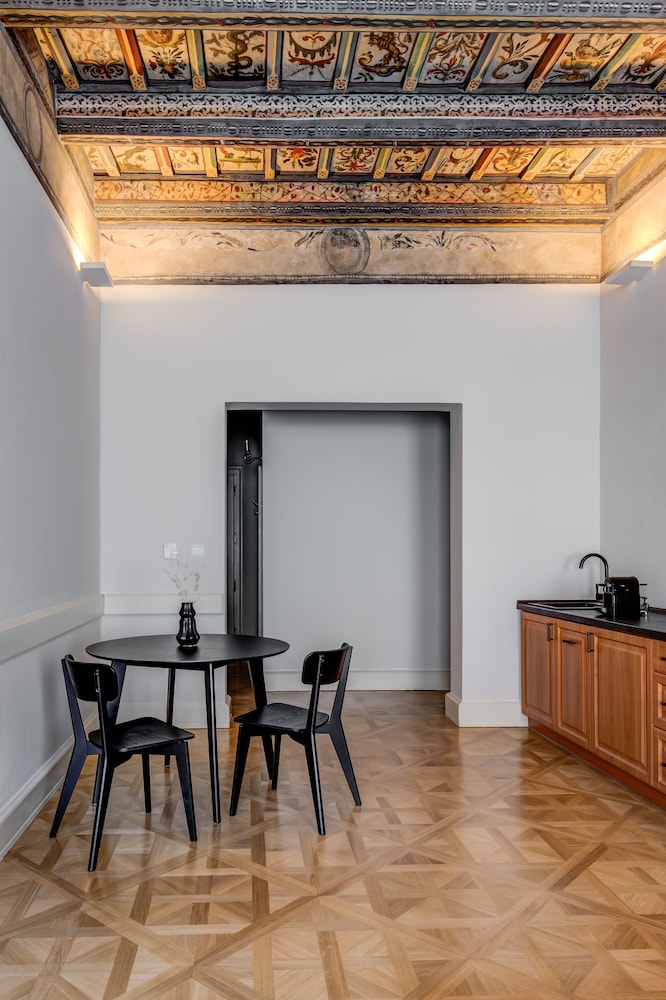 Hostel Santini Prague 42/50