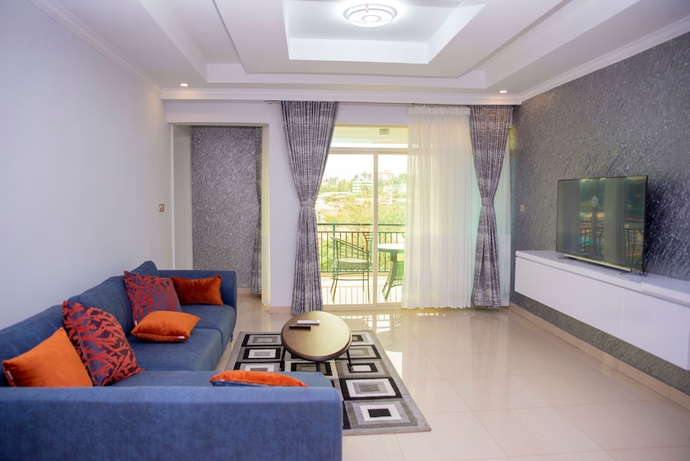 Grazia Apartments 78/96