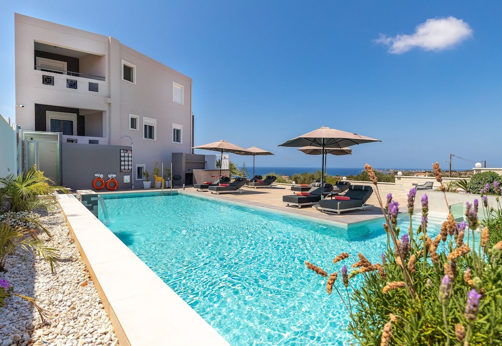Talos Luxury Suites 41/50
