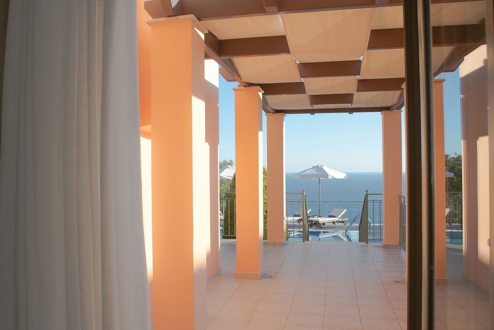 Ionian Sea View Luxury Villas 17/50
