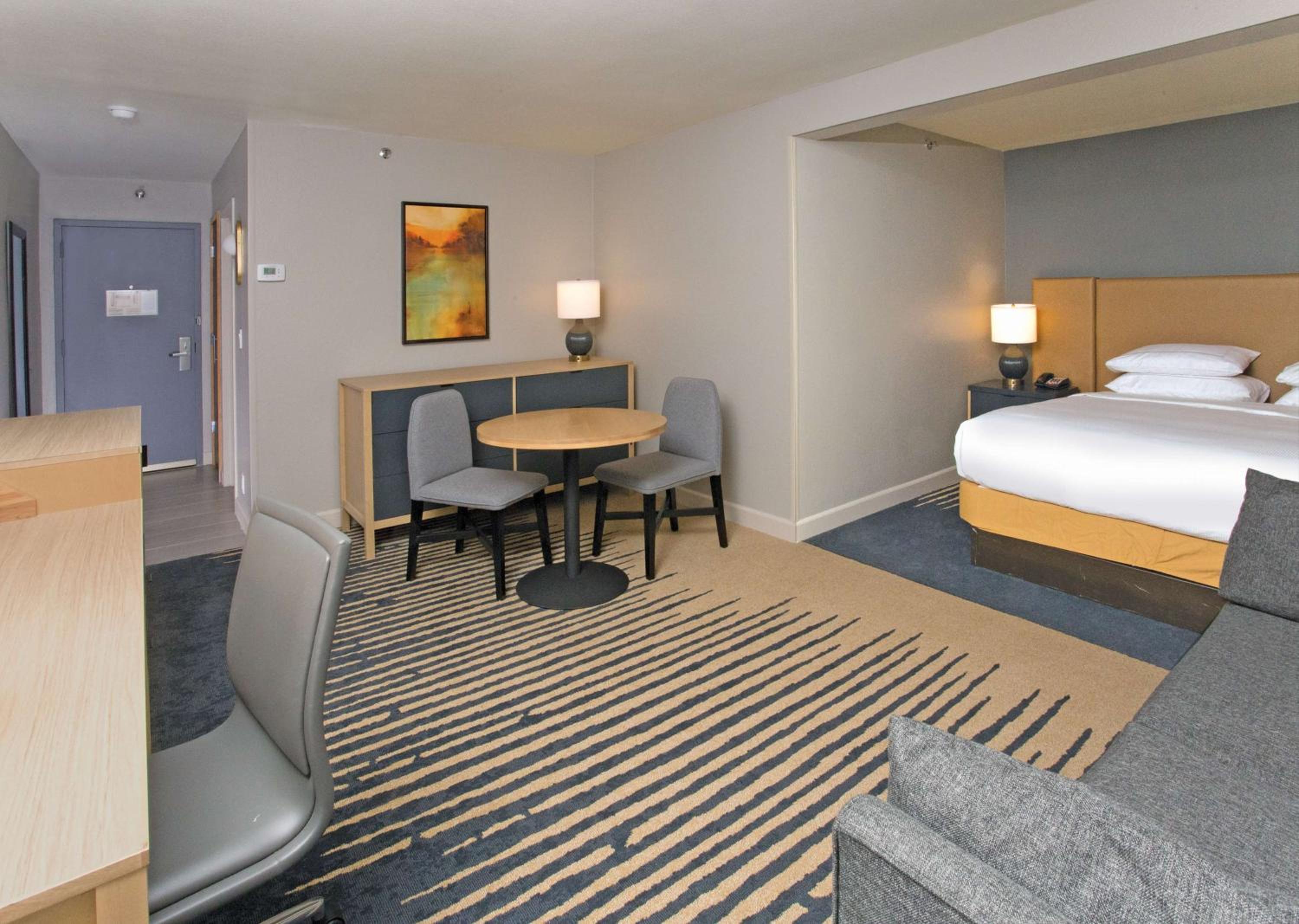جناح استوديو بسرير كينج مع أريكة
