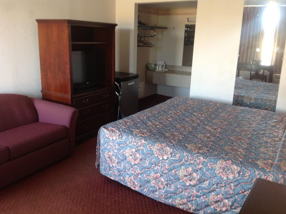 Travelodge by Wyndham Salisbury MD 28/50