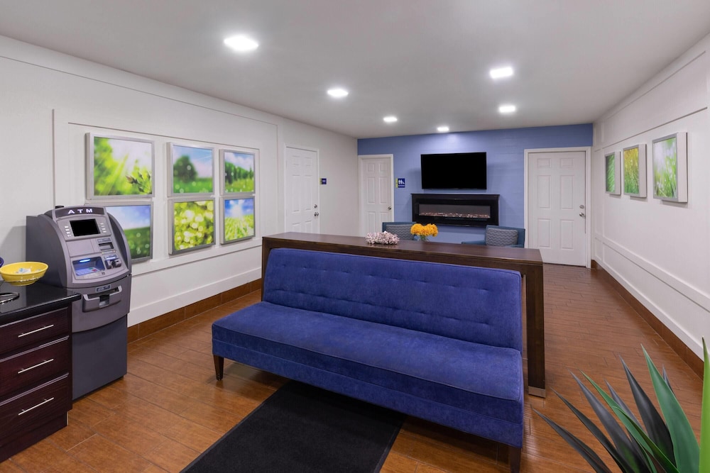 Days Inn by Wyndham Aransas Pass 26/50