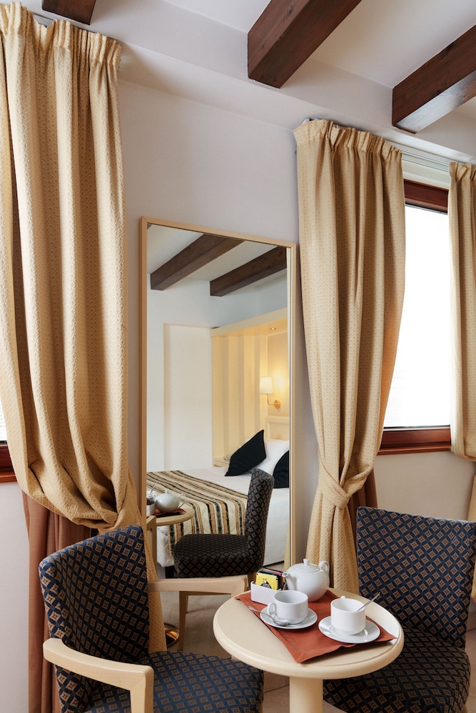 Hotel Giudecca Venezia 38/50