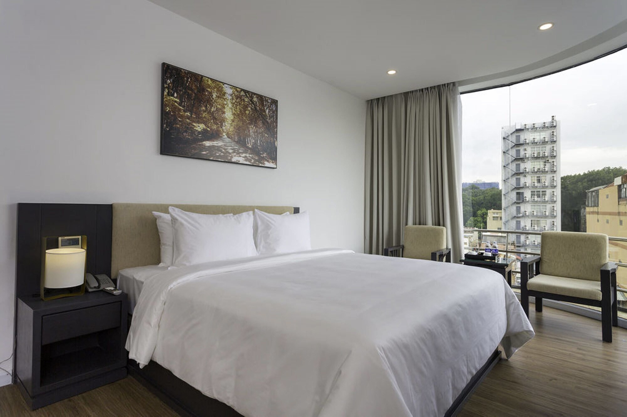 JUNIOR SUITE, CITY VIEW