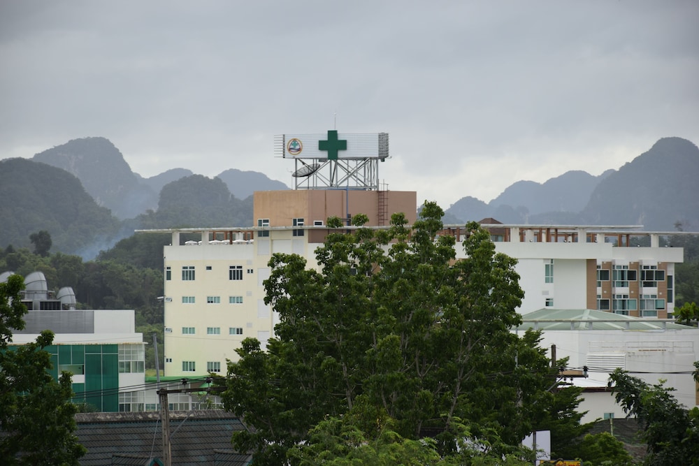 Peak Boutique City Hotel 3/62
