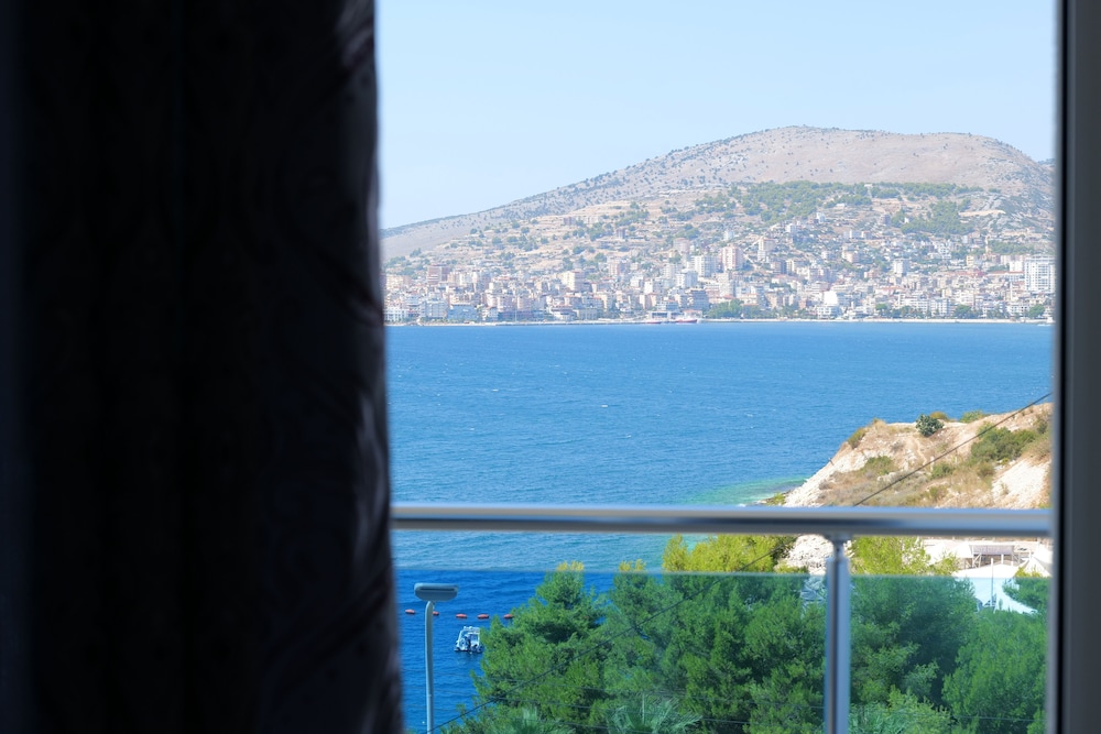 Hotel Bella Vista 53/62