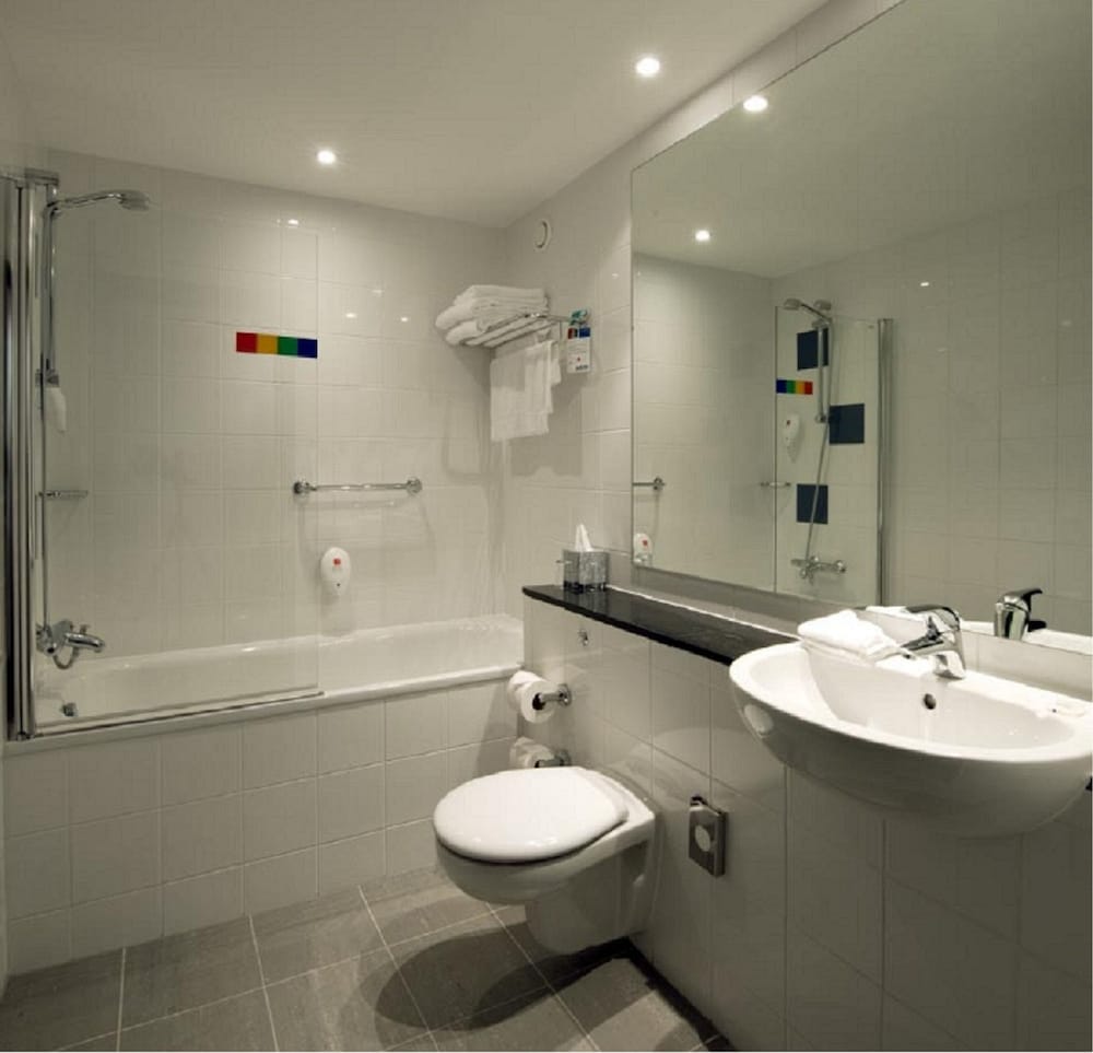 Park Inn by Radisson Aberdeen 12/62