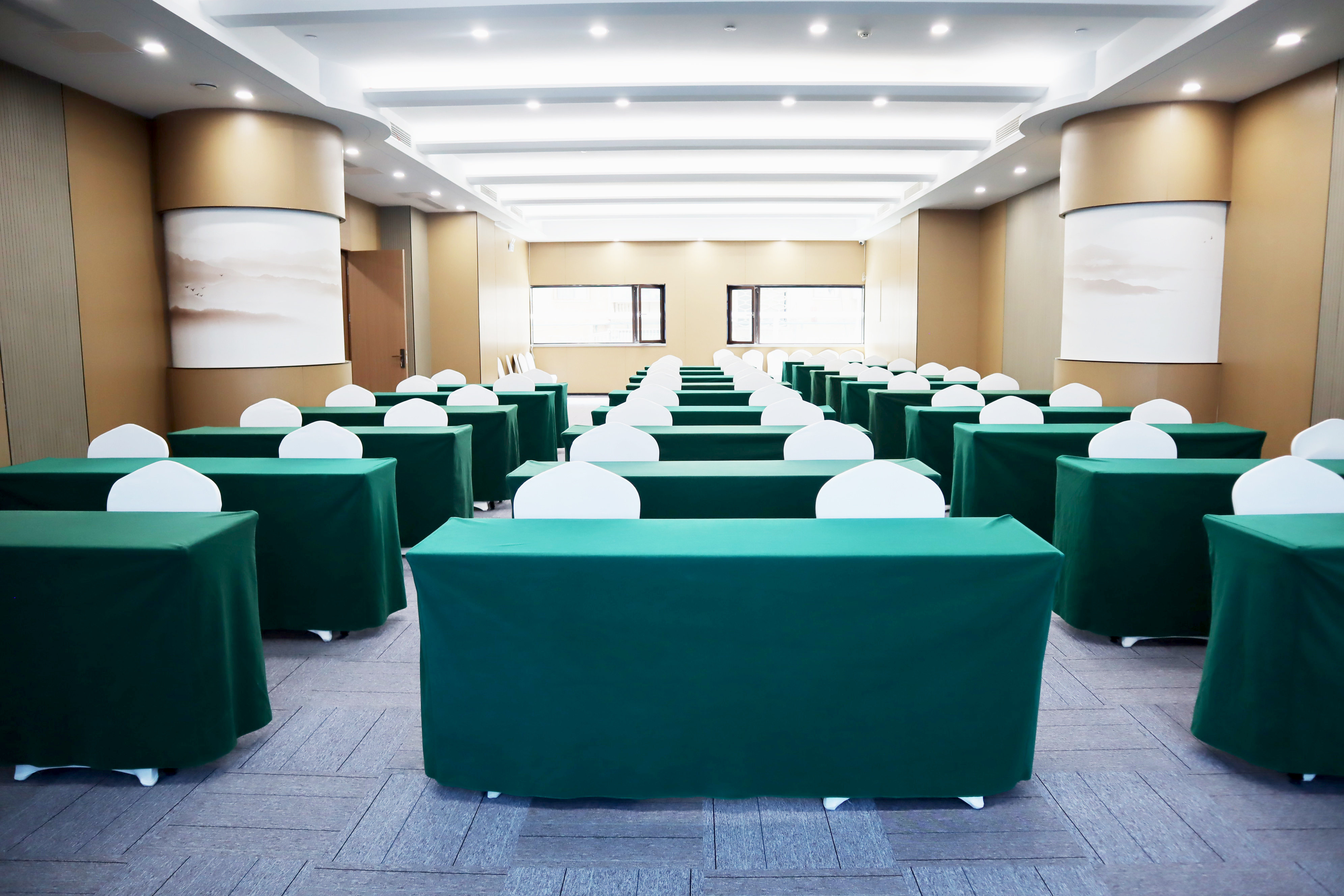 Holiday Inn Express Jinan Jingshi Road 30/36