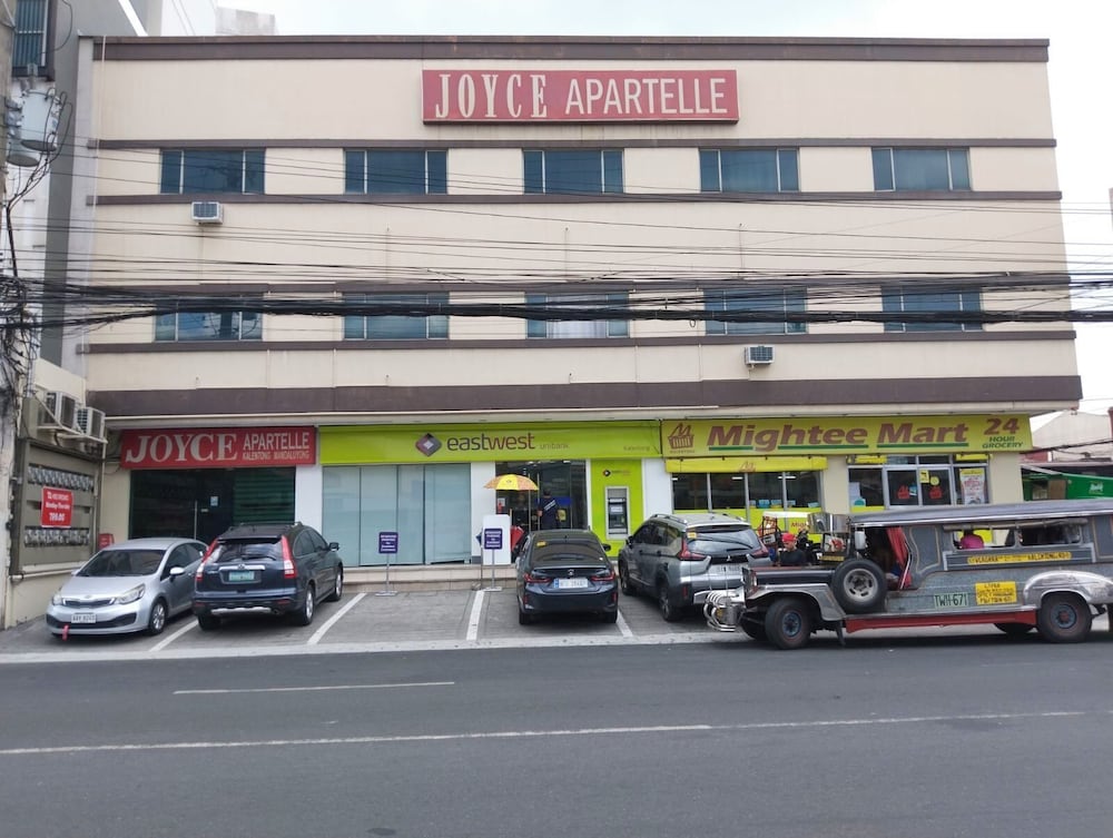 Joyce Apartelle Kalentong 42/49