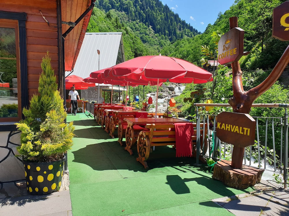 Ayder Avusor Butik Otel 15/19