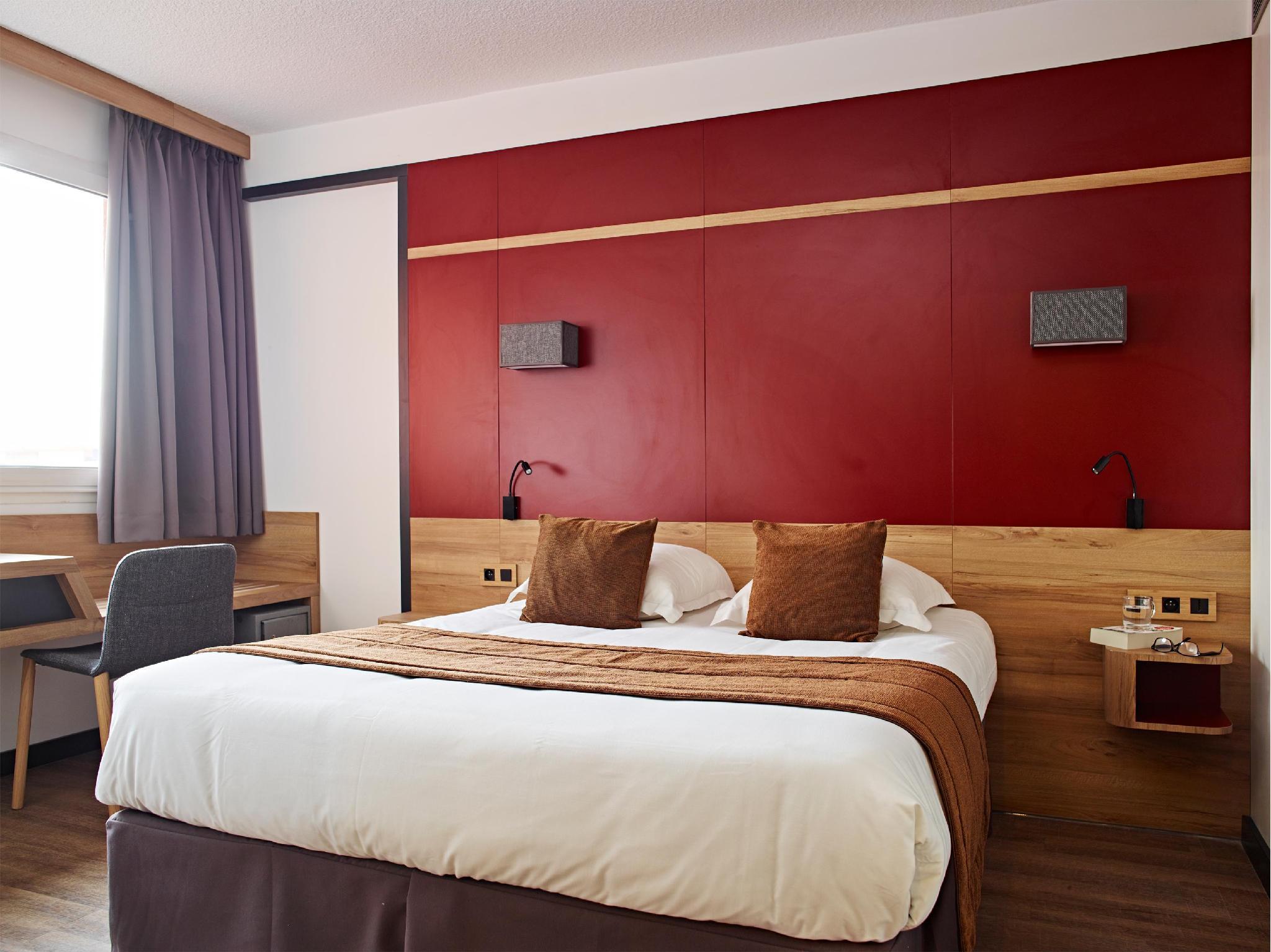 Room at MEDIAN PARIS CONGRES, CLICHY