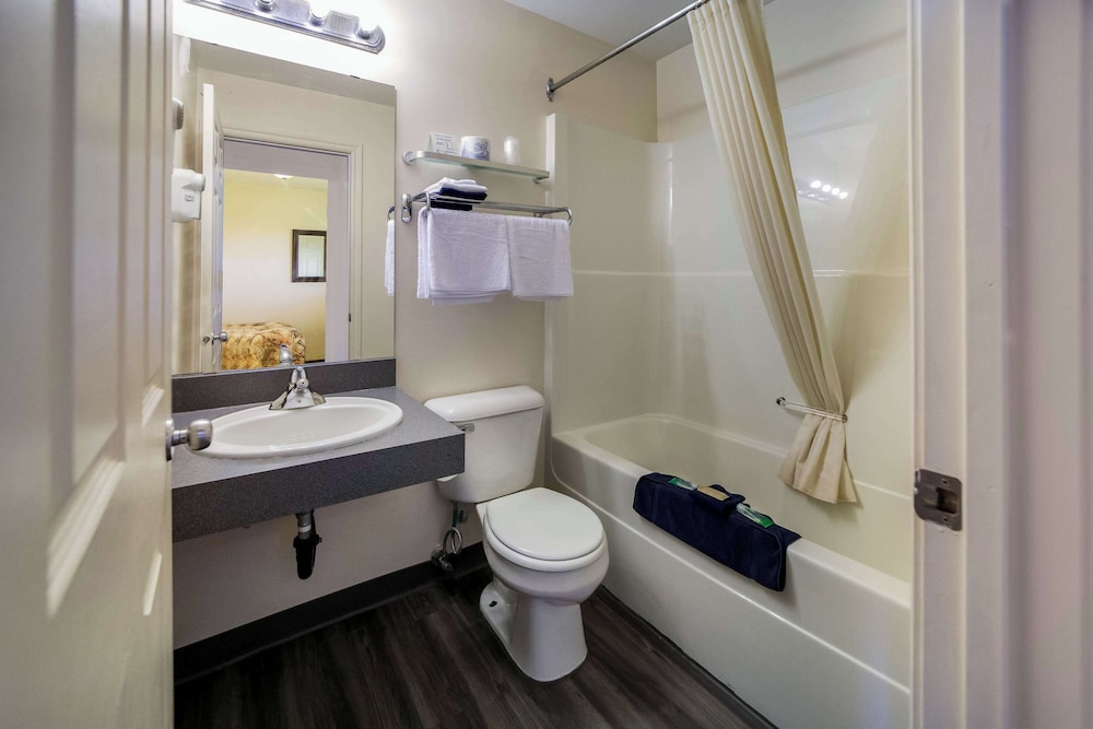 Canadas Best Value Inn Fort St John 18/21