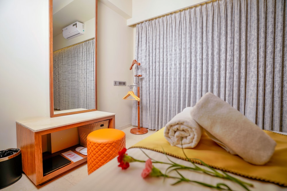 Lazdana Hotel Bangalore 40/53