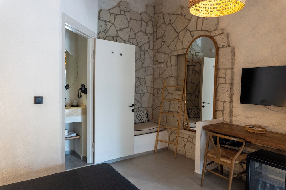Agustos Hotel Alacati 28/50