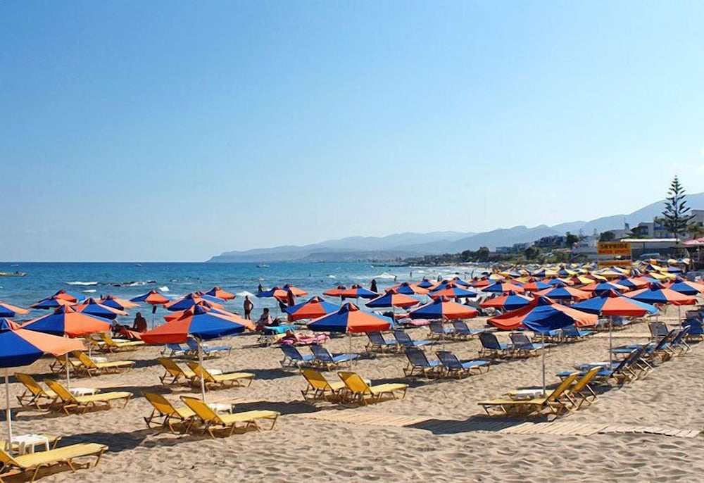 Latania Studios & Apartments 28/40