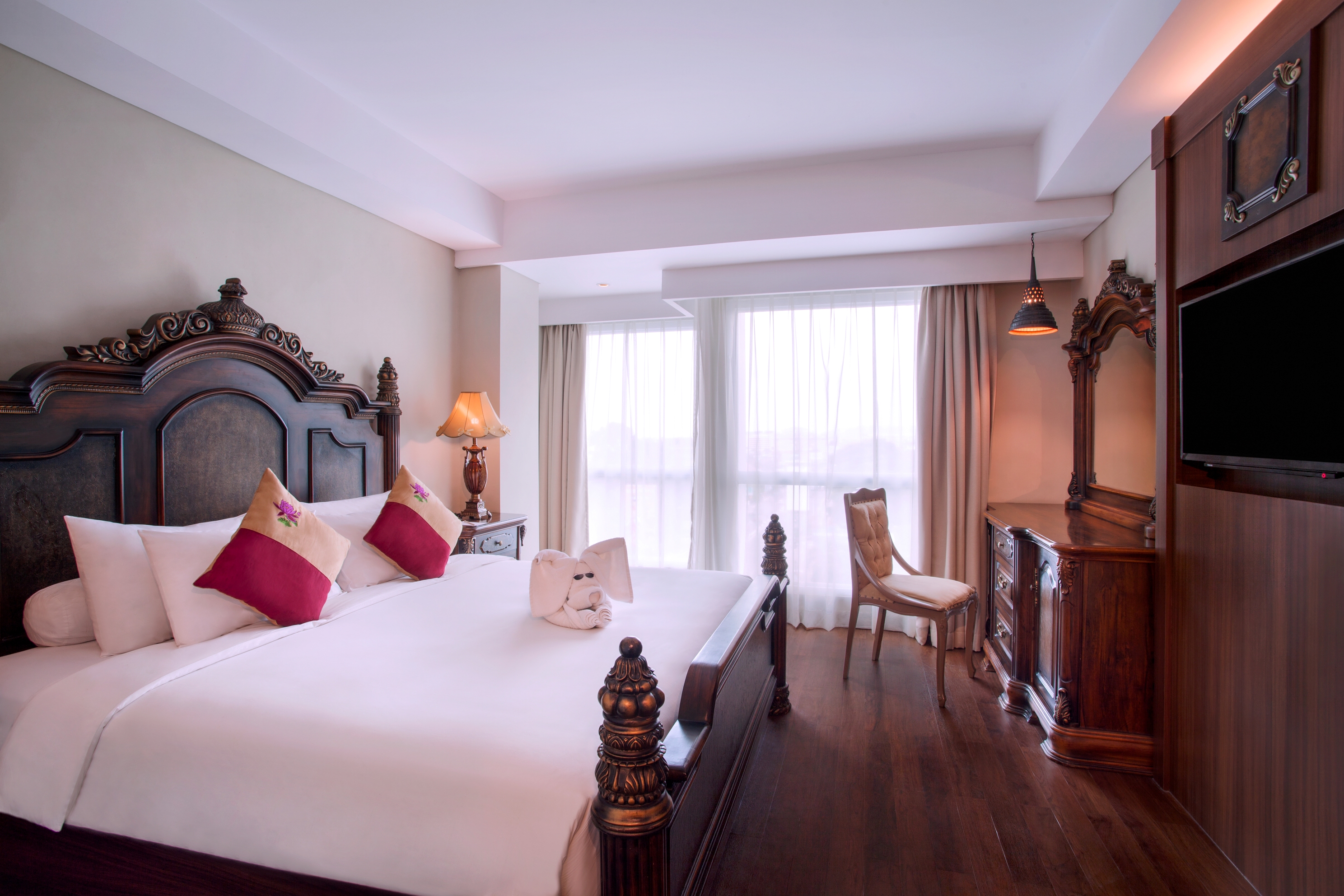 Deluxe, Suite