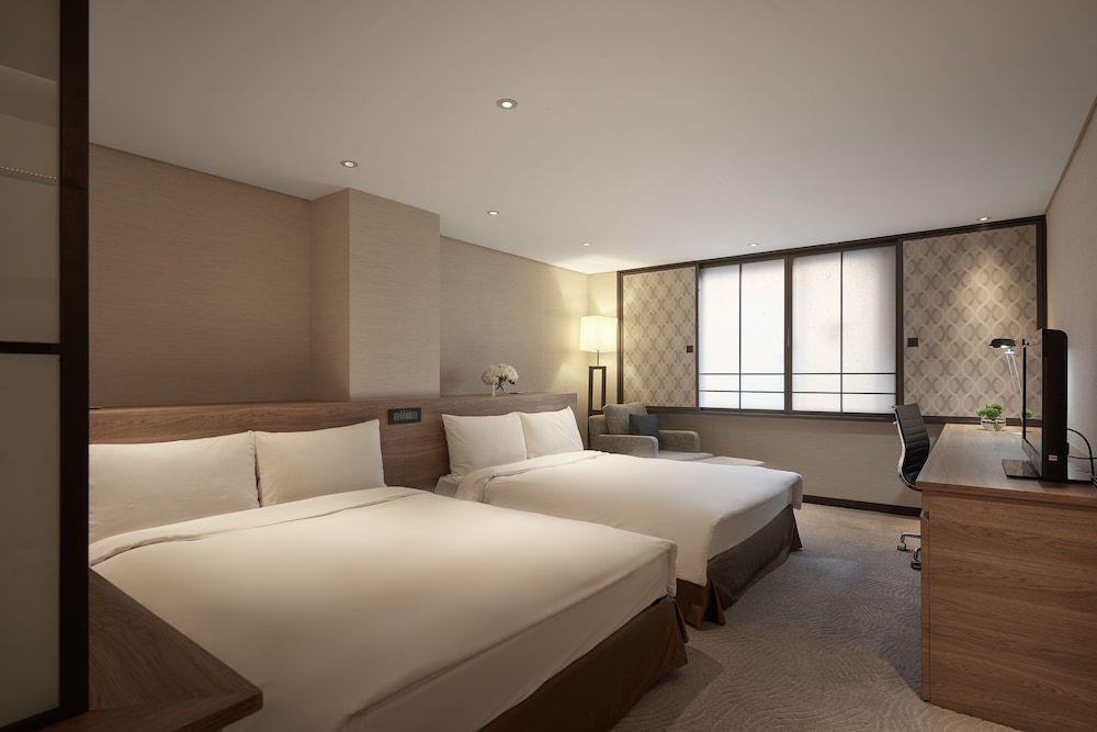 Royal Inn Taipei Nanxi Mrt Zhongshan Station 18/66
