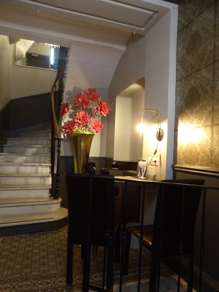 Arome Hôtel 57/72