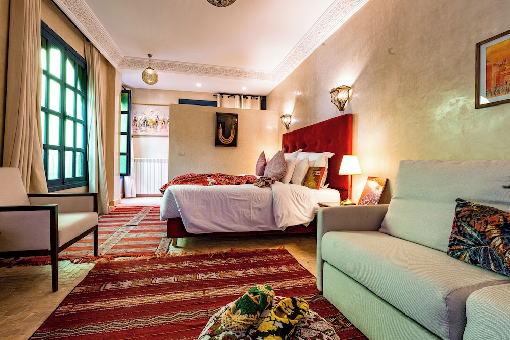 Riad Atrium 24/60