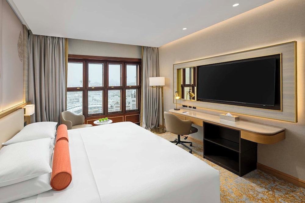 Makkah Hotel 22/72
