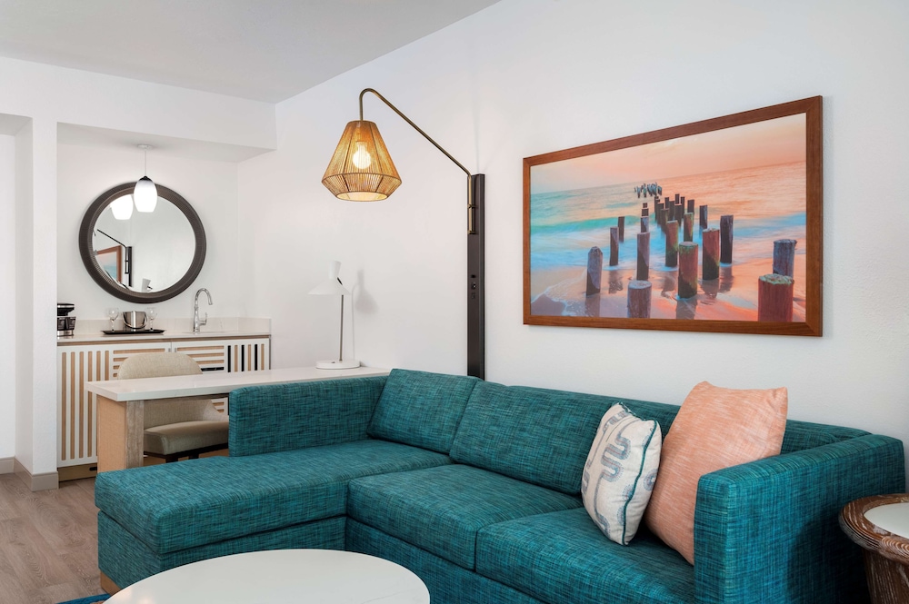 Doubletree Suites By Hilton Naples 41/67
