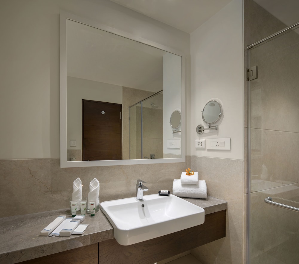 Kabir Hotel & Spa 29/30