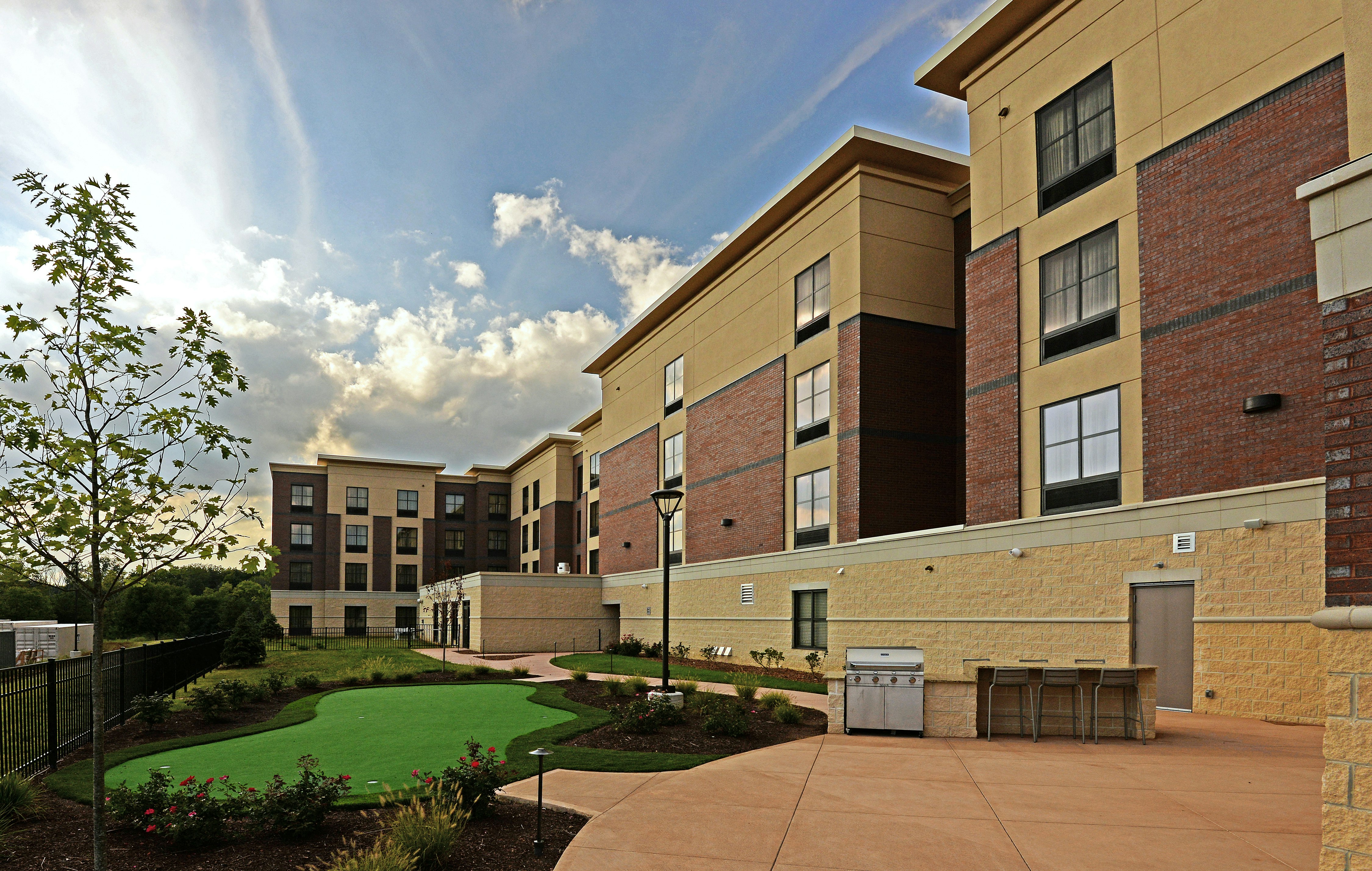 HOMEWOOD SUITES BY HILTON CINCINNATI MASON 26/27