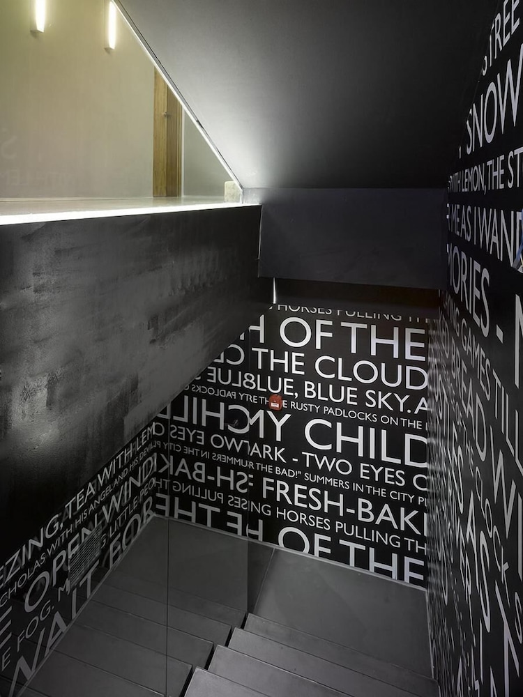 Moods Boutique Hotel 4/41