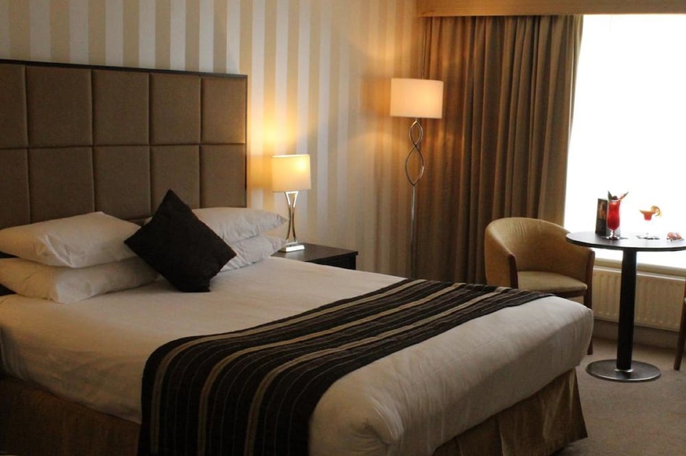 Menlo Park Hotel 26/64