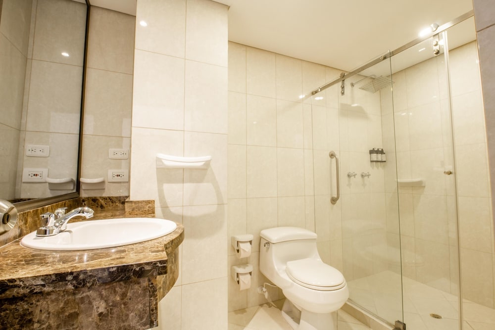 Best Western Plus Hotel San Diego 53/54