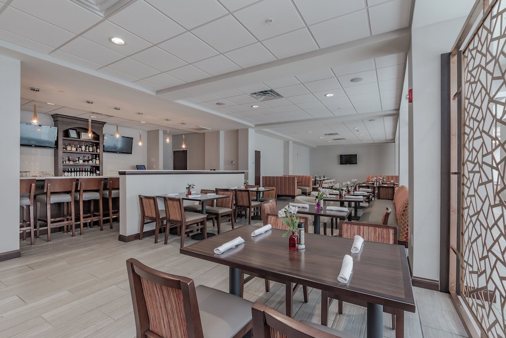 Holiday Inn Mishawaka North 36/50