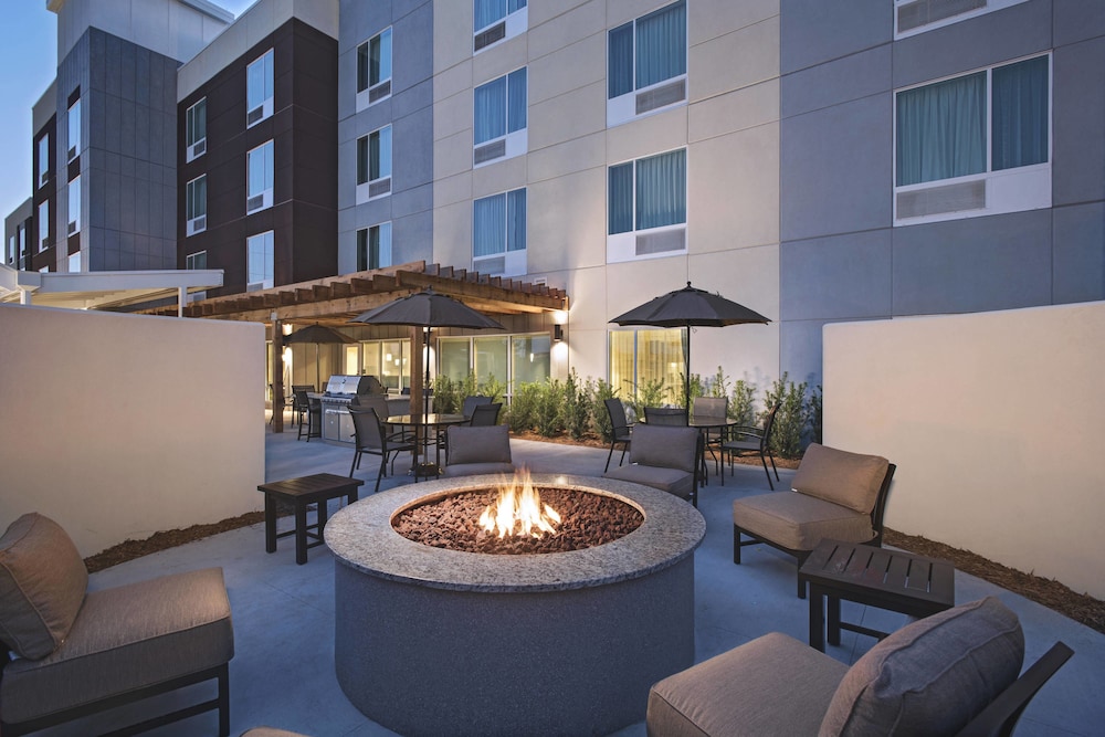 Towneplace Suites Lakeland 2/19